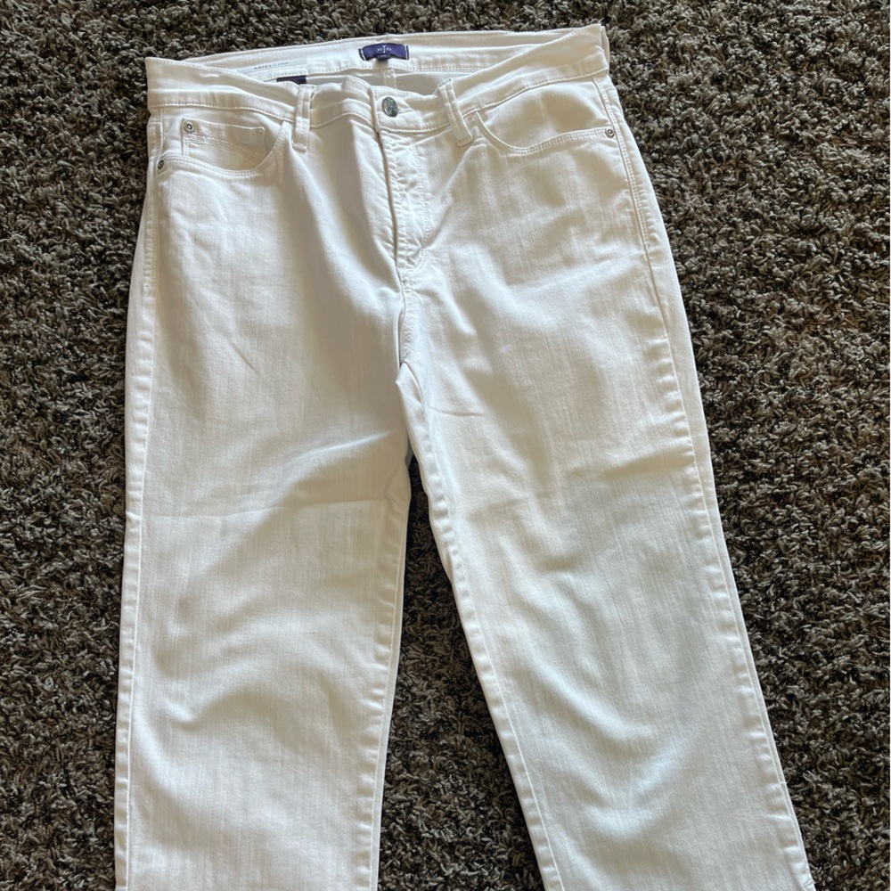 NYD white capris